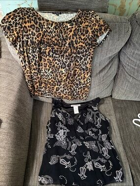 Notations Leopard Print Short Sleeve Top - Brown Black and A.M.I. floral top